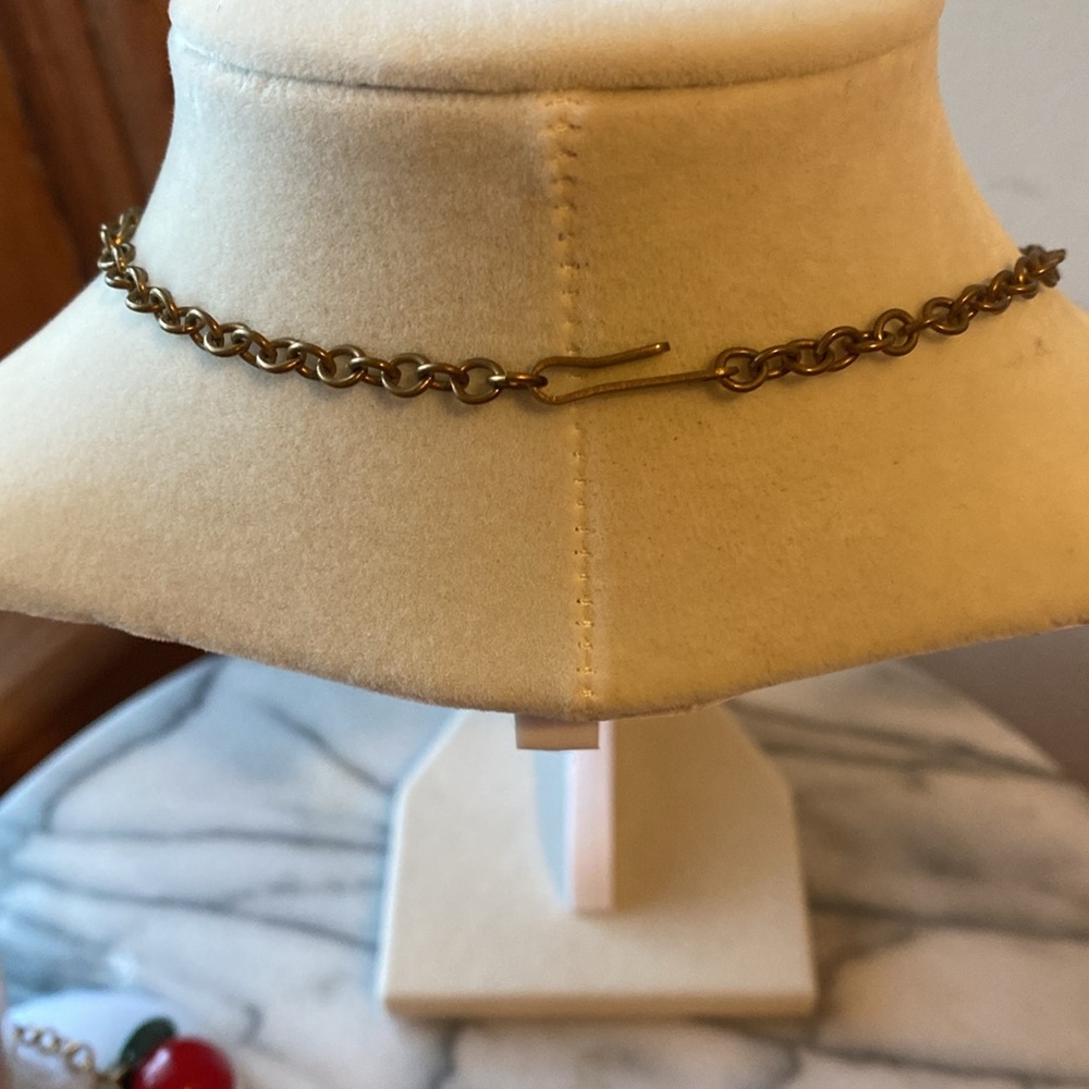 🍒BAKELITE cherries necklace and bracelet antique deco Free Shipping! - Picture 5 of 5